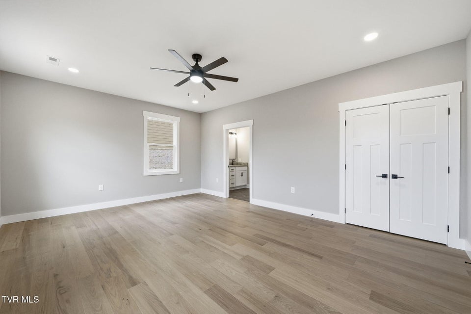 Photo #17: 337 Ty'S Place