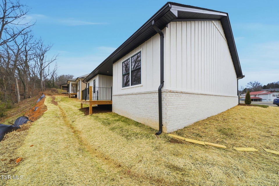 Photo #4: 337 Ty'S Place