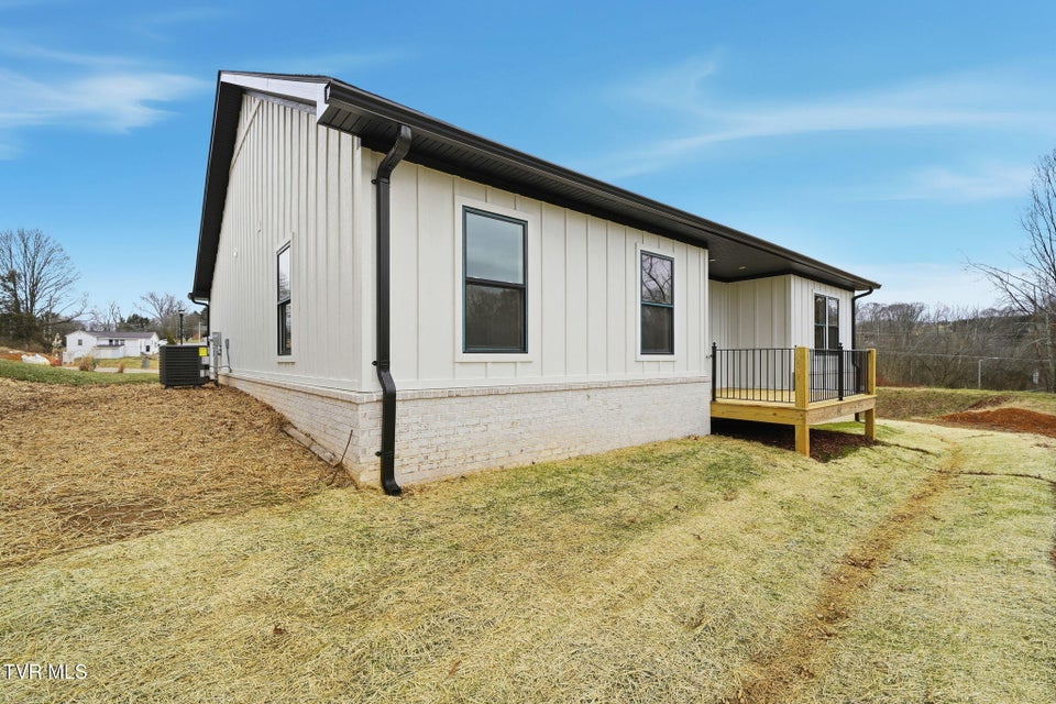 Photo #6: 337 Ty'S Place