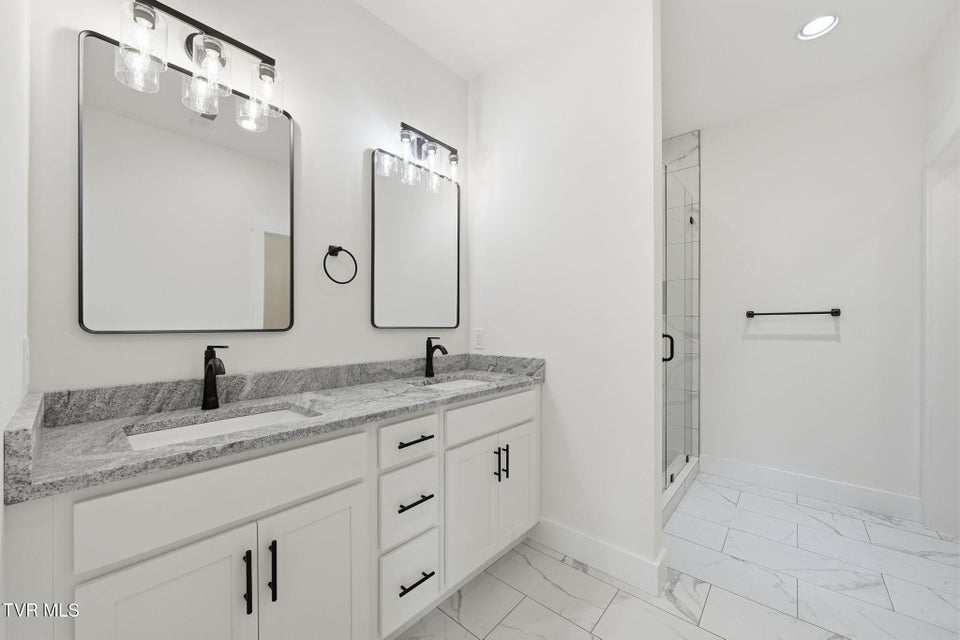 Photo #19: 333 Ty'S Place