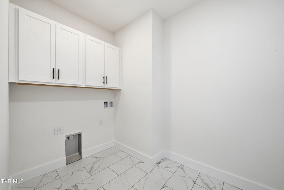 Photo #24: 333 Ty'S Place