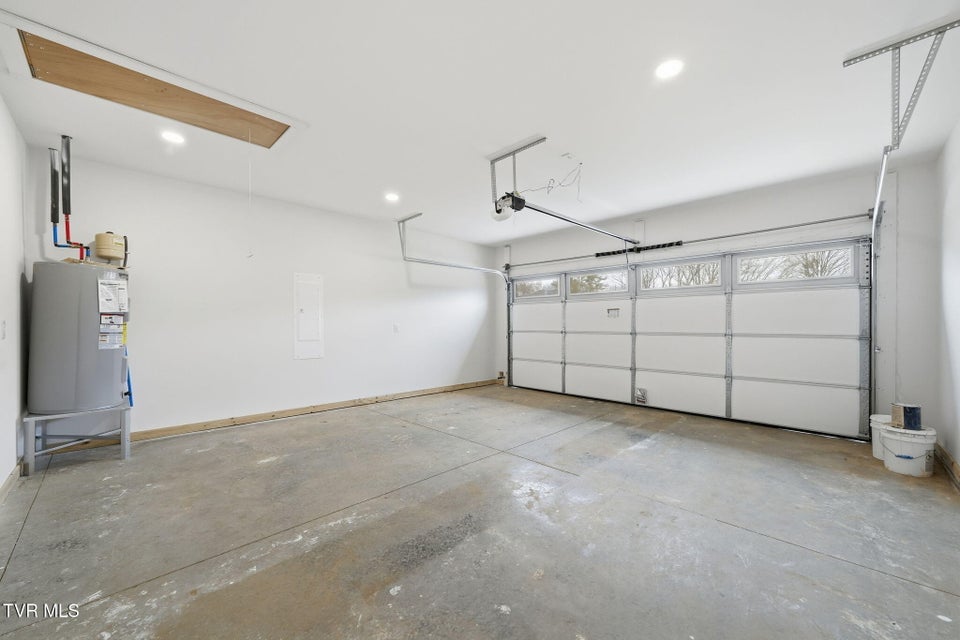 Photo #25: 333 Ty'S Place