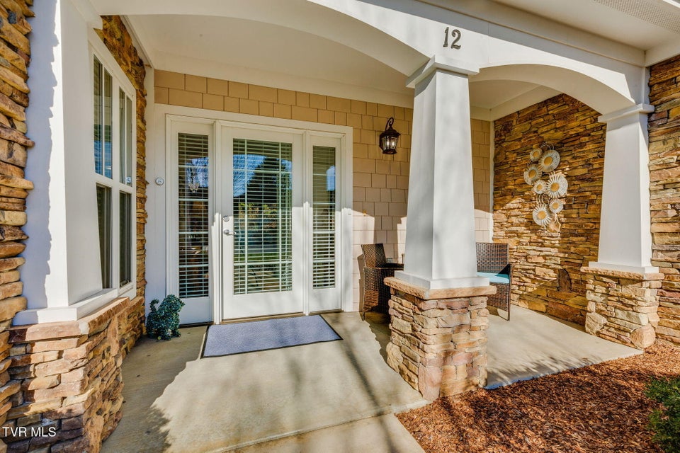 Photo #5: 211 University Parkway 