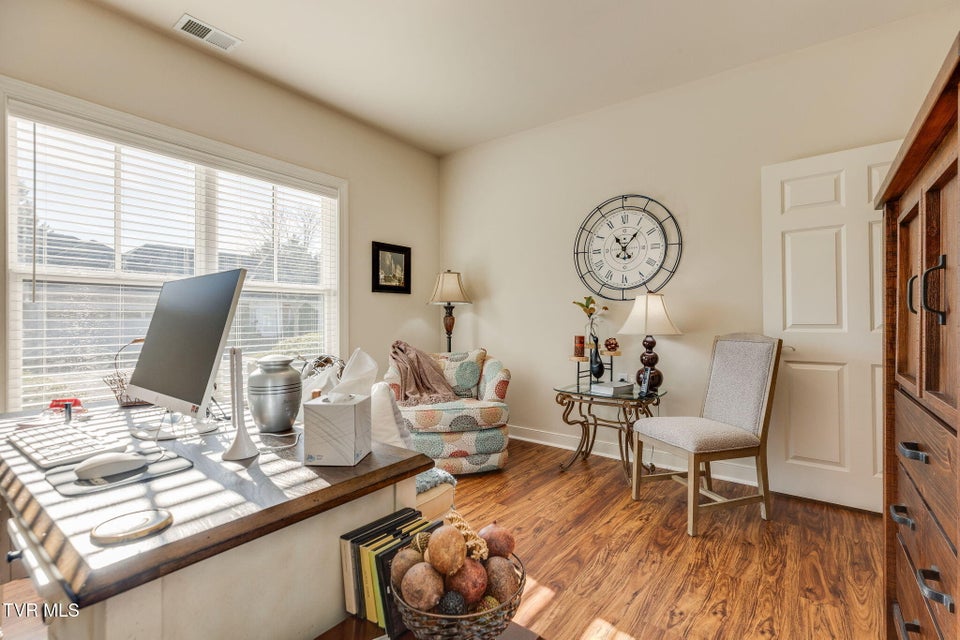 Photo #26: 211 University Parkway 