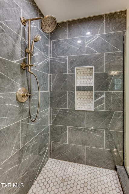 Photo #35: 1607 Woodmont Drive