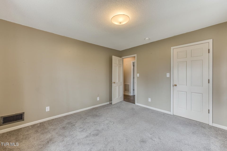 Photo #38: 1607 Woodmont Drive