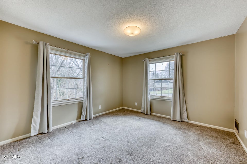 Photo #39: 1607 Woodmont Drive