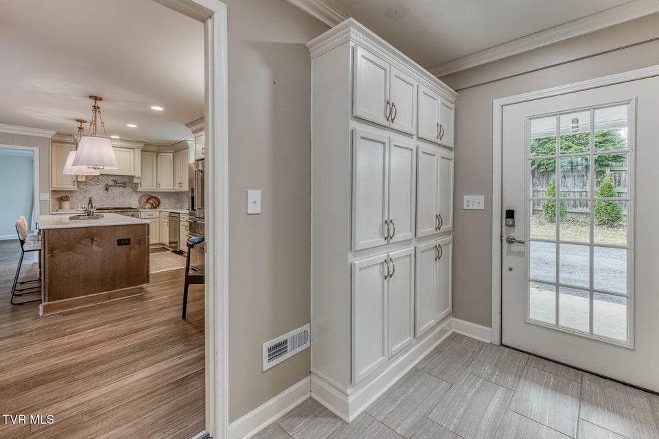 Photo #27: 1607 Woodmont Drive