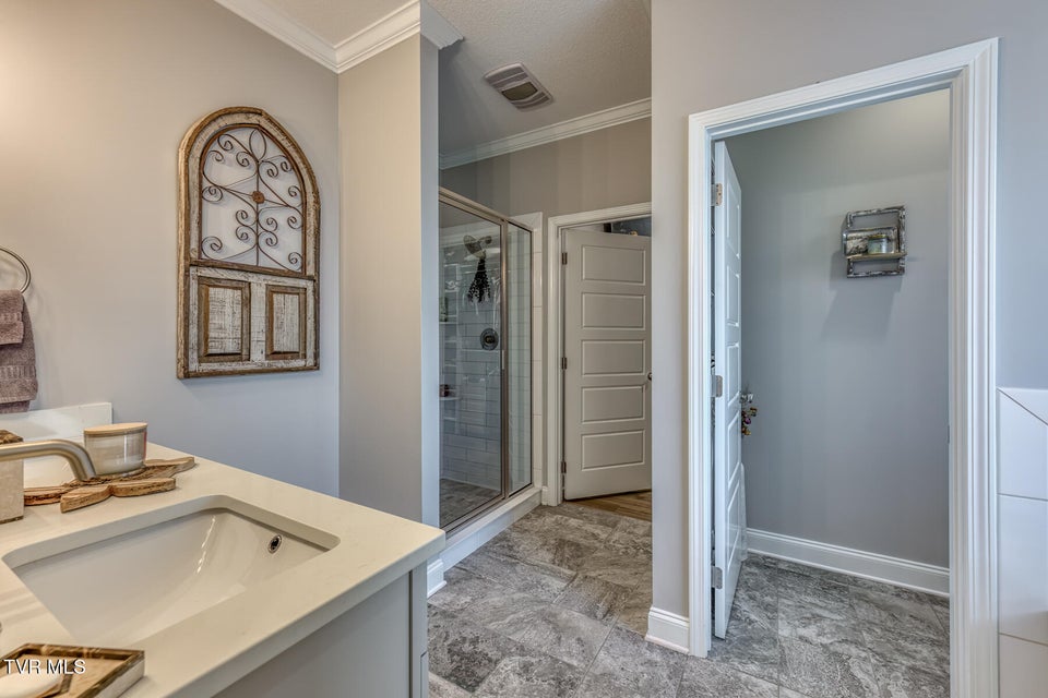 Photo #24: 120 Ervin Loop