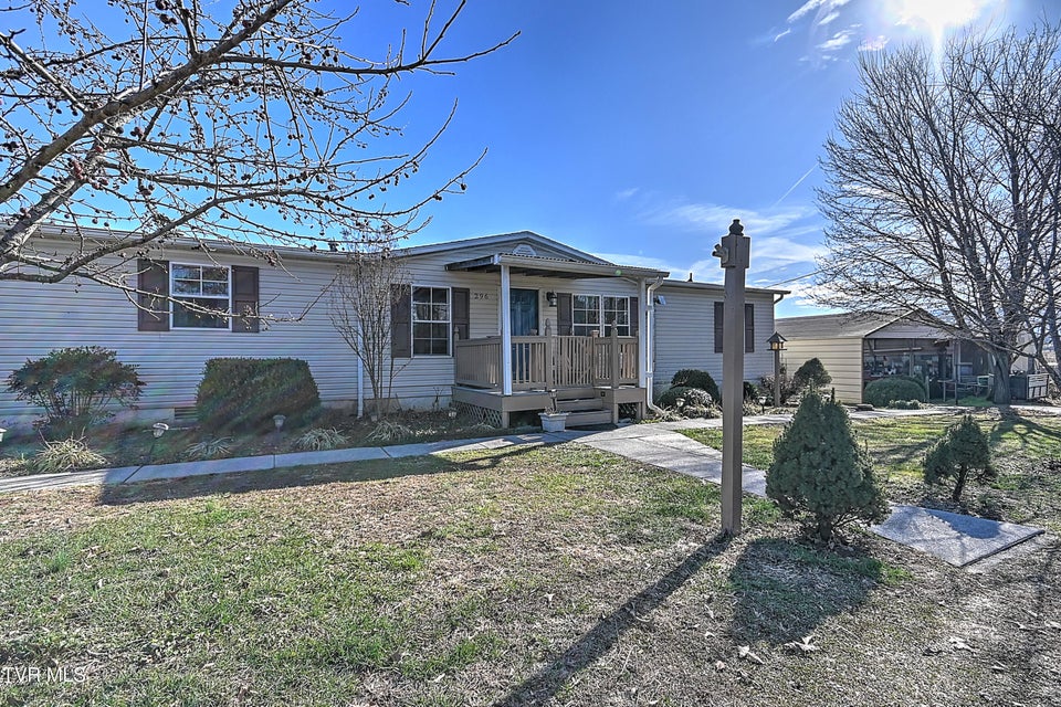 Photo #2: 296 Davy Crockett Road