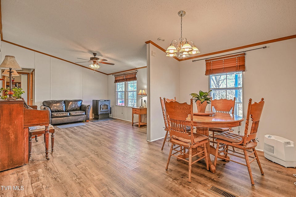 Photo #14: 296 Davy Crockett Road