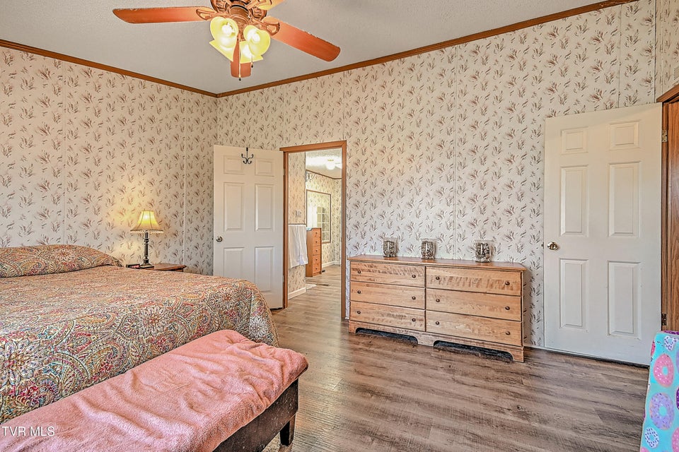 Photo #27: 296 Davy Crockett Road