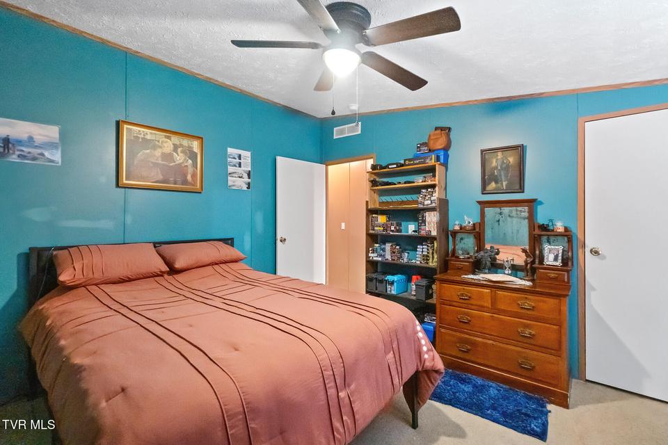 Photo #55: 1243 Applewood Road