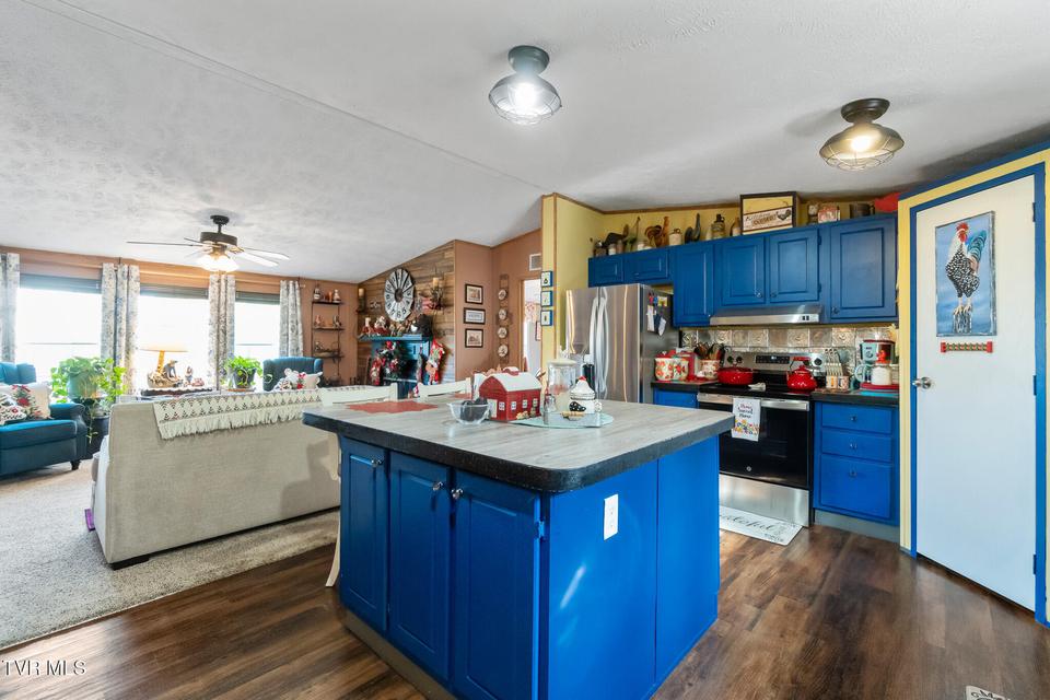 Photo #29: 1243 Applewood Road