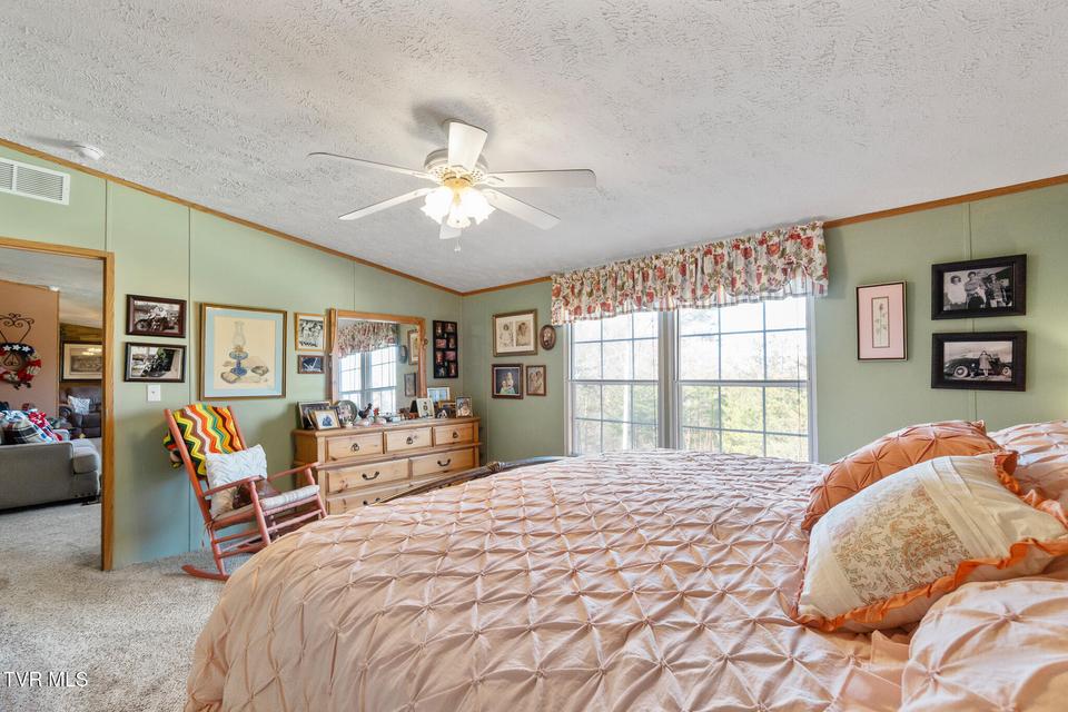 Photo #33: 1243 Applewood Road