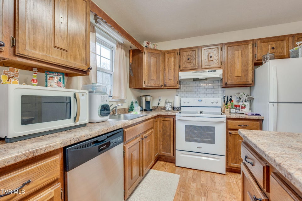 Photo #12: 119 Henard Town Road