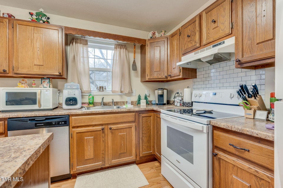 Photo #13: 119 Henard Town Road