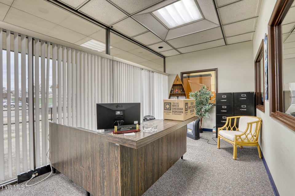 Photo #13: 1606 State Street