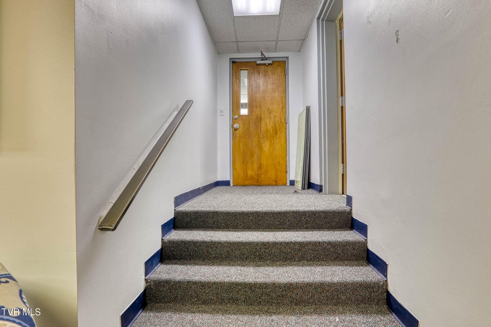 Photo #59: 1606 State Street