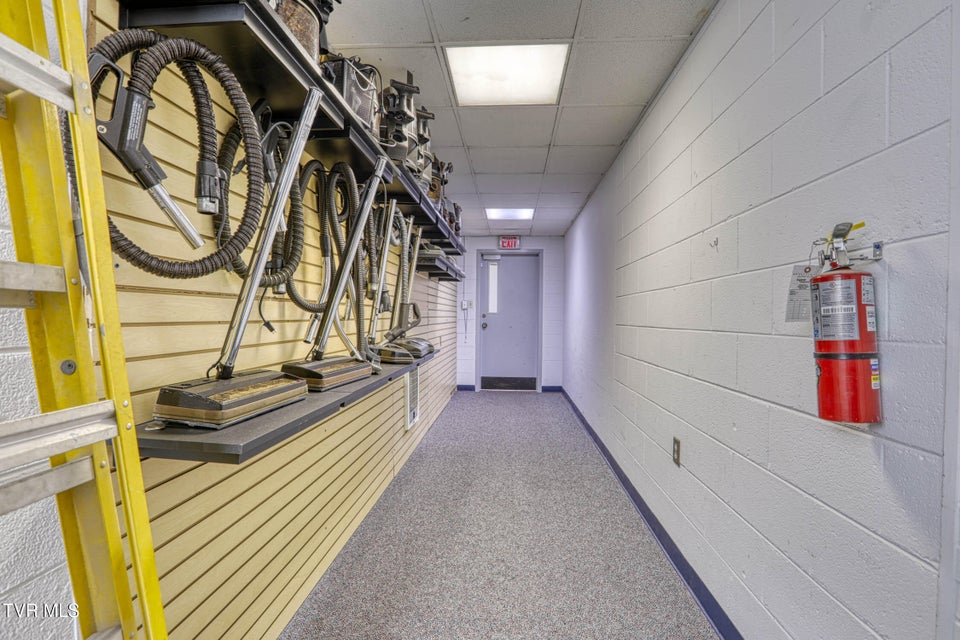 Photo #61: 1606 State Street