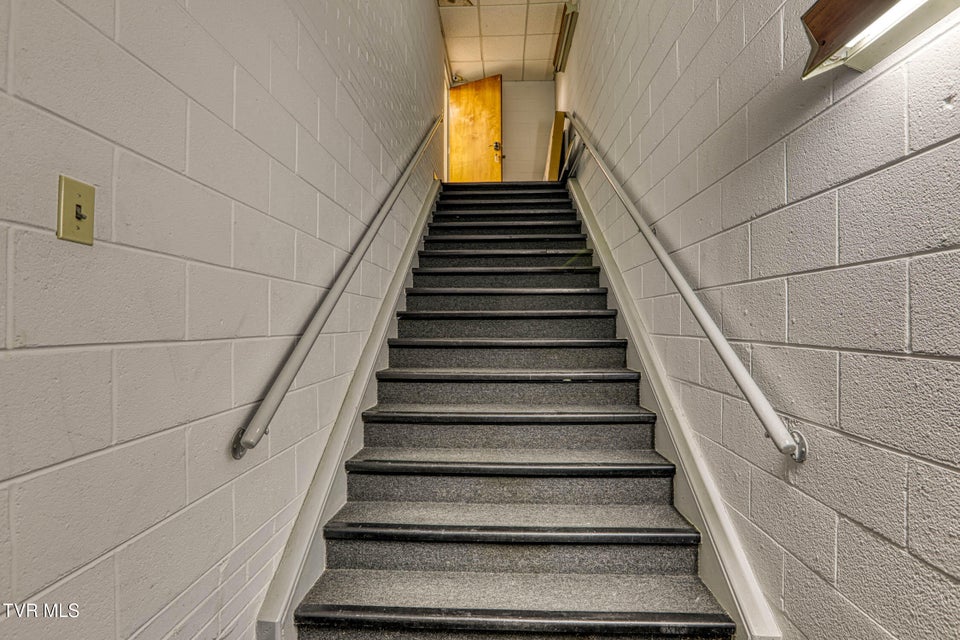 Photo #62: 1606 State Street