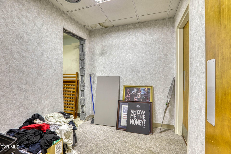 Photo #70: 1606 State Street