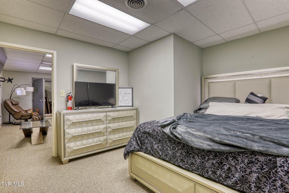 Photo #79: 1606 State Street