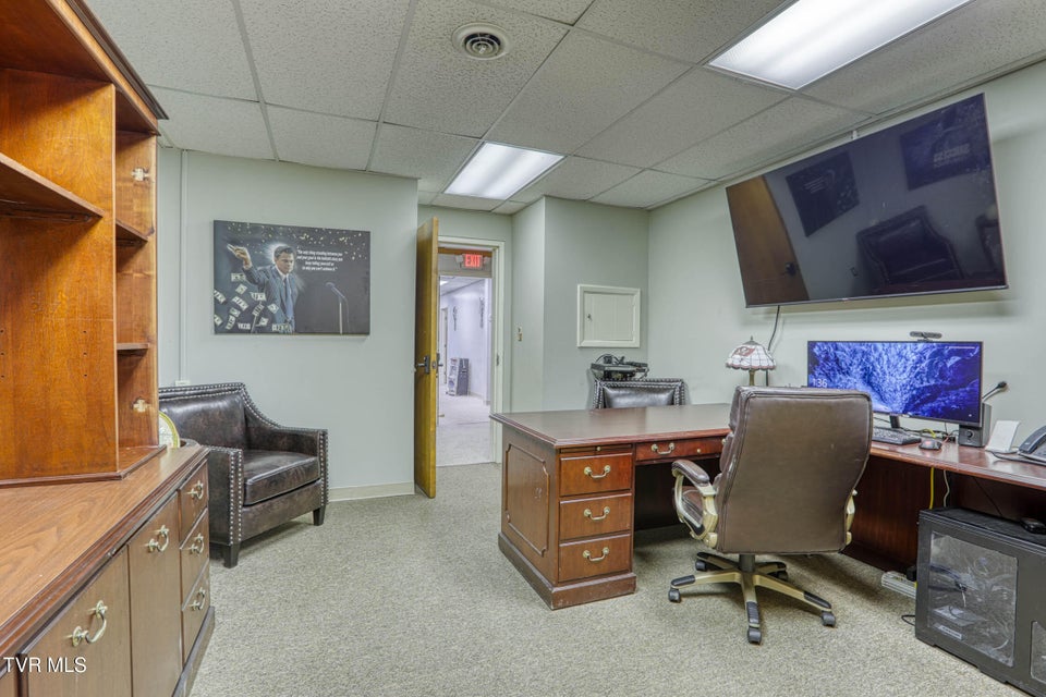 Photo #81: 1606 State Street