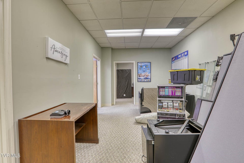 Photo #88: 1606 State Street