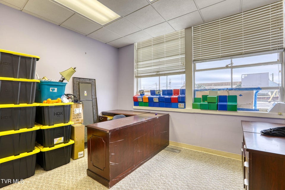 Photo #90: 1606 State Street