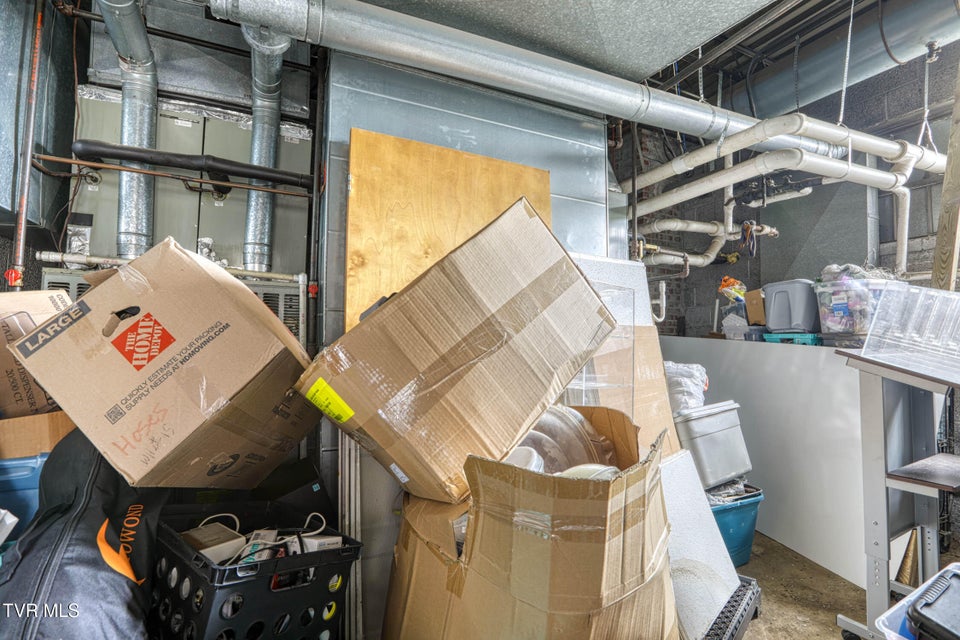 Photo #93: 1606 State Street