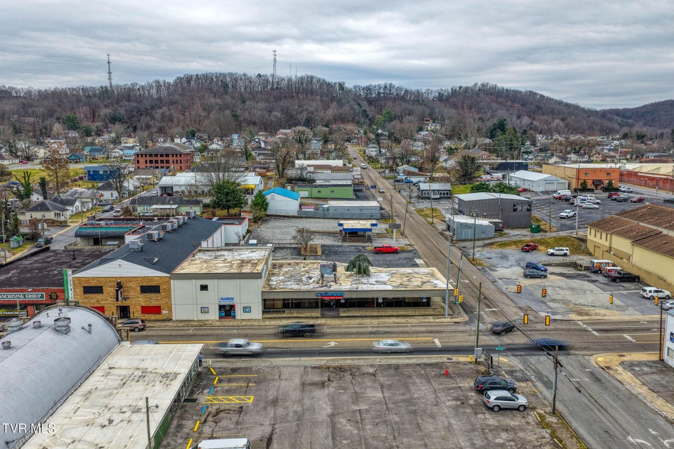 Photo #100: 1606 State Street