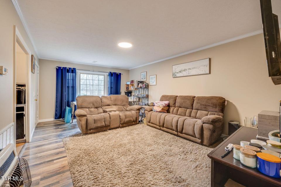 Photo #7: 505 Evergreen Road