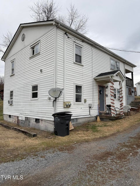 Photo #2: 1108&1110 Fairview Avenue