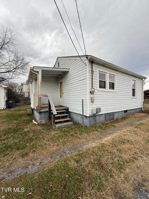 Photo #9: 1108&1110 Fairview Avenue