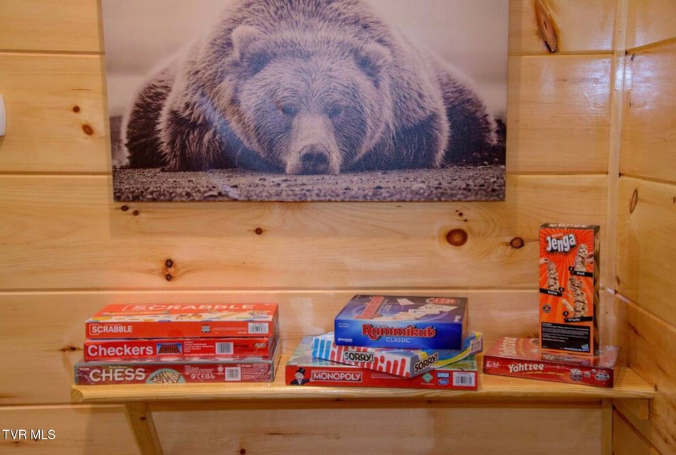 Photo #16: 834 String Run Way