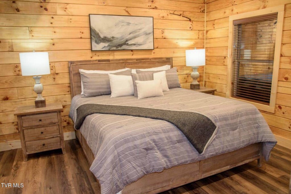 Photo #17: 834 String Run Way