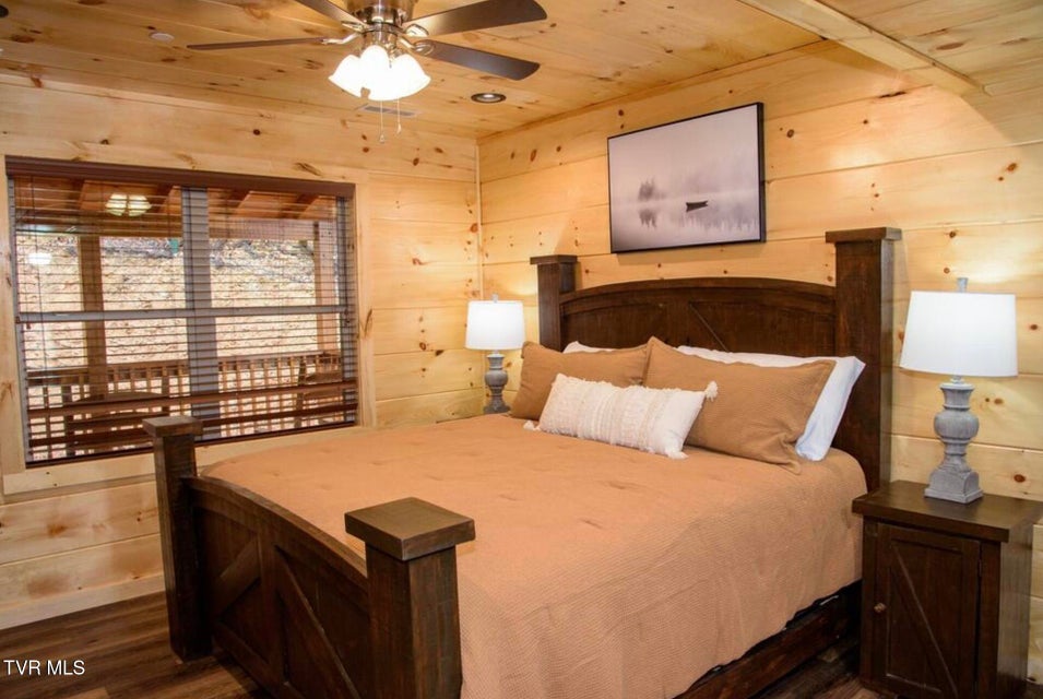 Photo #29: 834 String Run Way