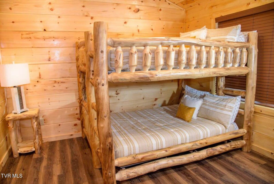 Photo #42: 834 String Run Way