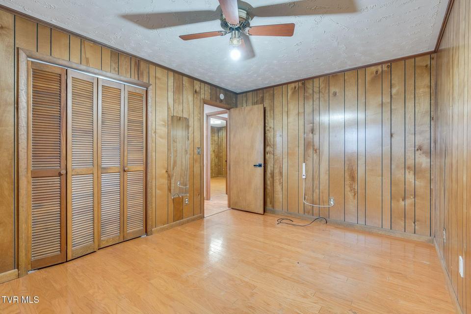 Photo #19: 309 Hill Avenue