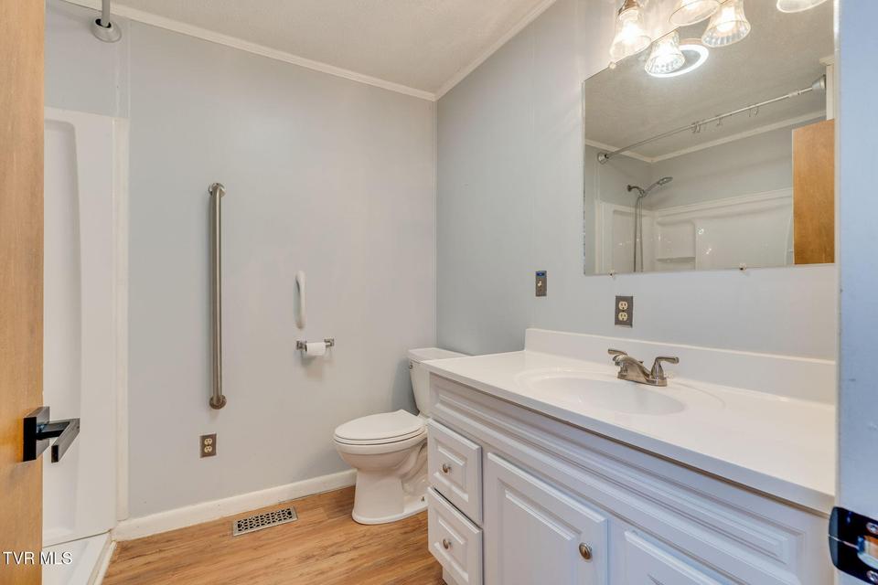 Photo #20: 309 Hill Avenue