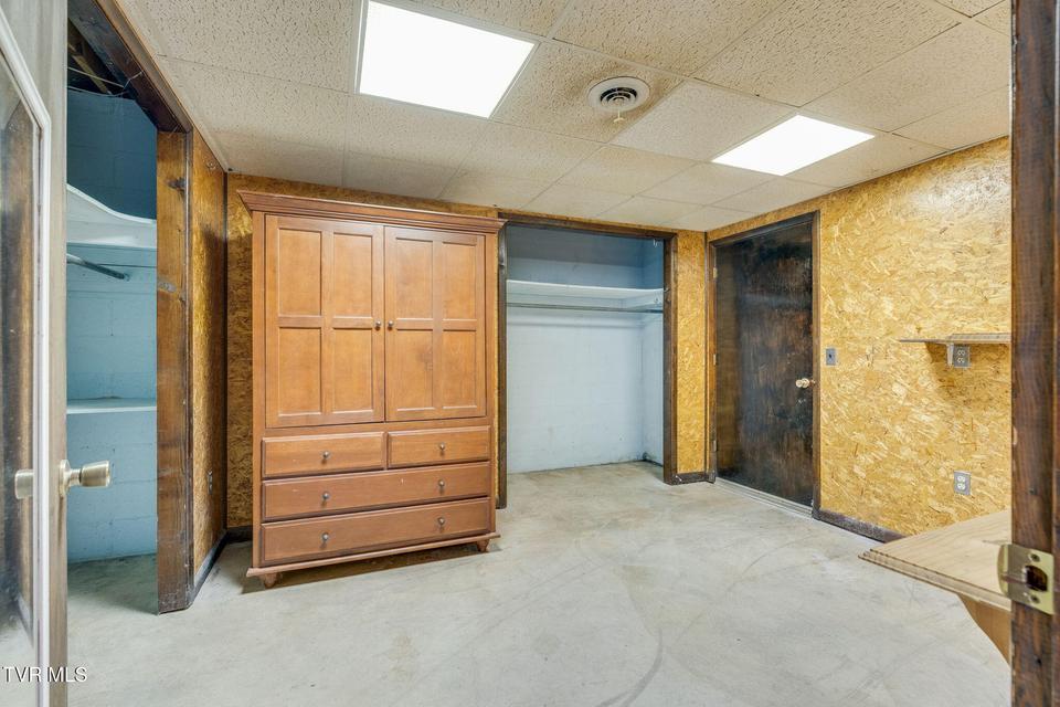 Photo #25: 309 Hill Avenue