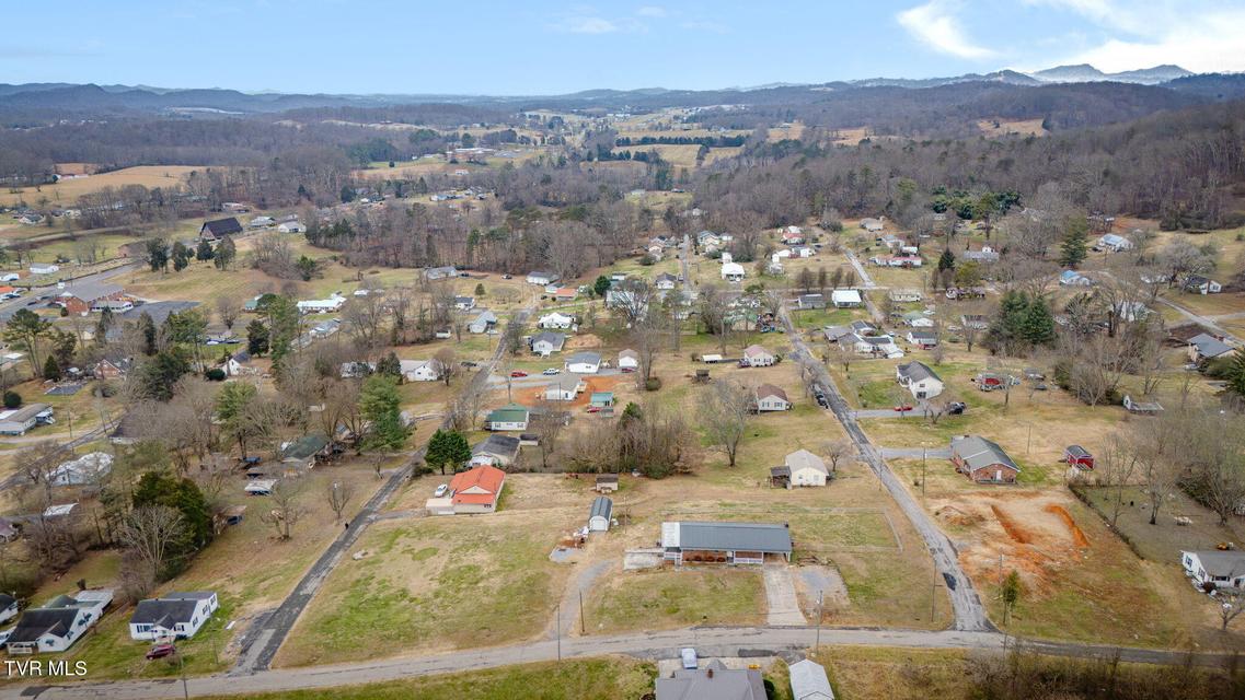 Photo #36: 309 Hill Avenue