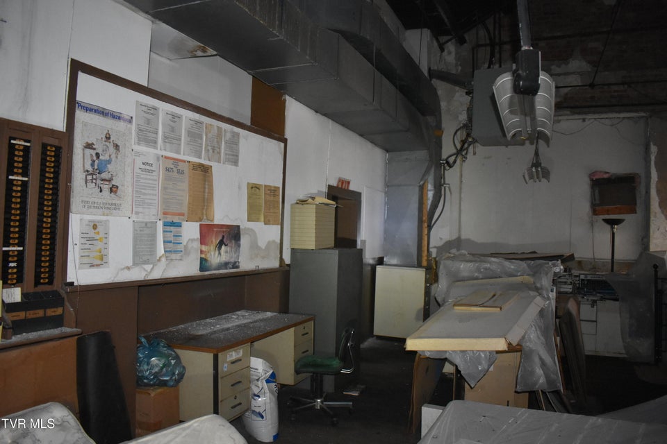 Photo #17: 509 Shelby Street