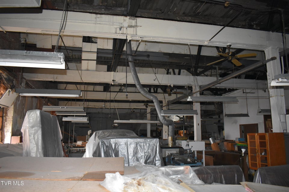 Photo #18: 509 Shelby Street