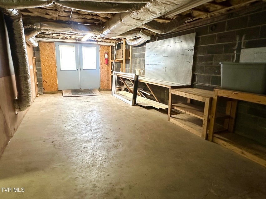 Photo #19: 35 Hermitage Street