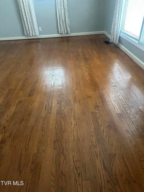 Photo #14: 35 Hermitage Street