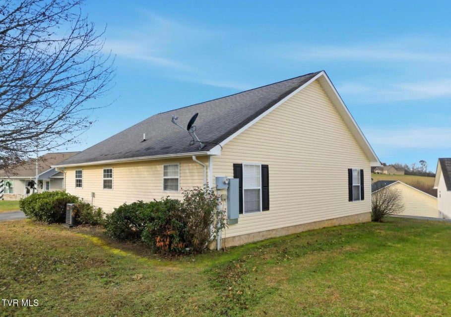 Photo #4: 1842 Country Meadows Drive