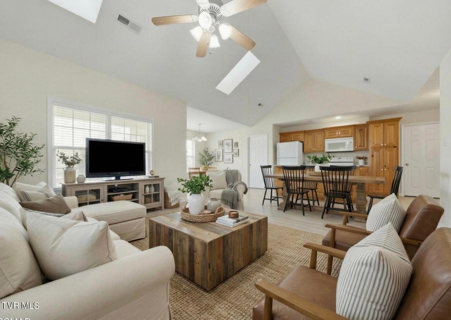 Photo #6: 1842 Country Meadows Drive