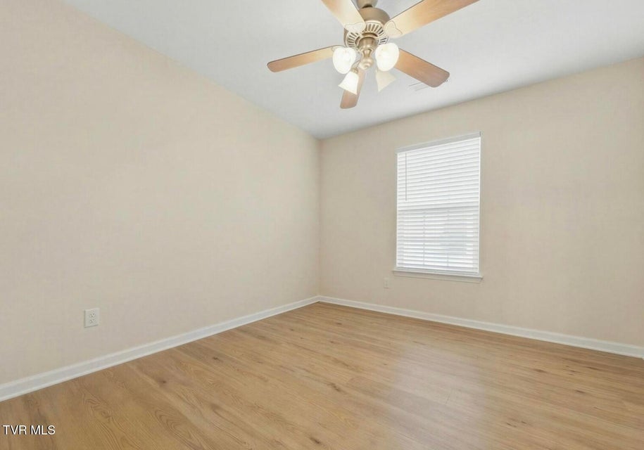 Photo #28: 1842 Country Meadows Drive